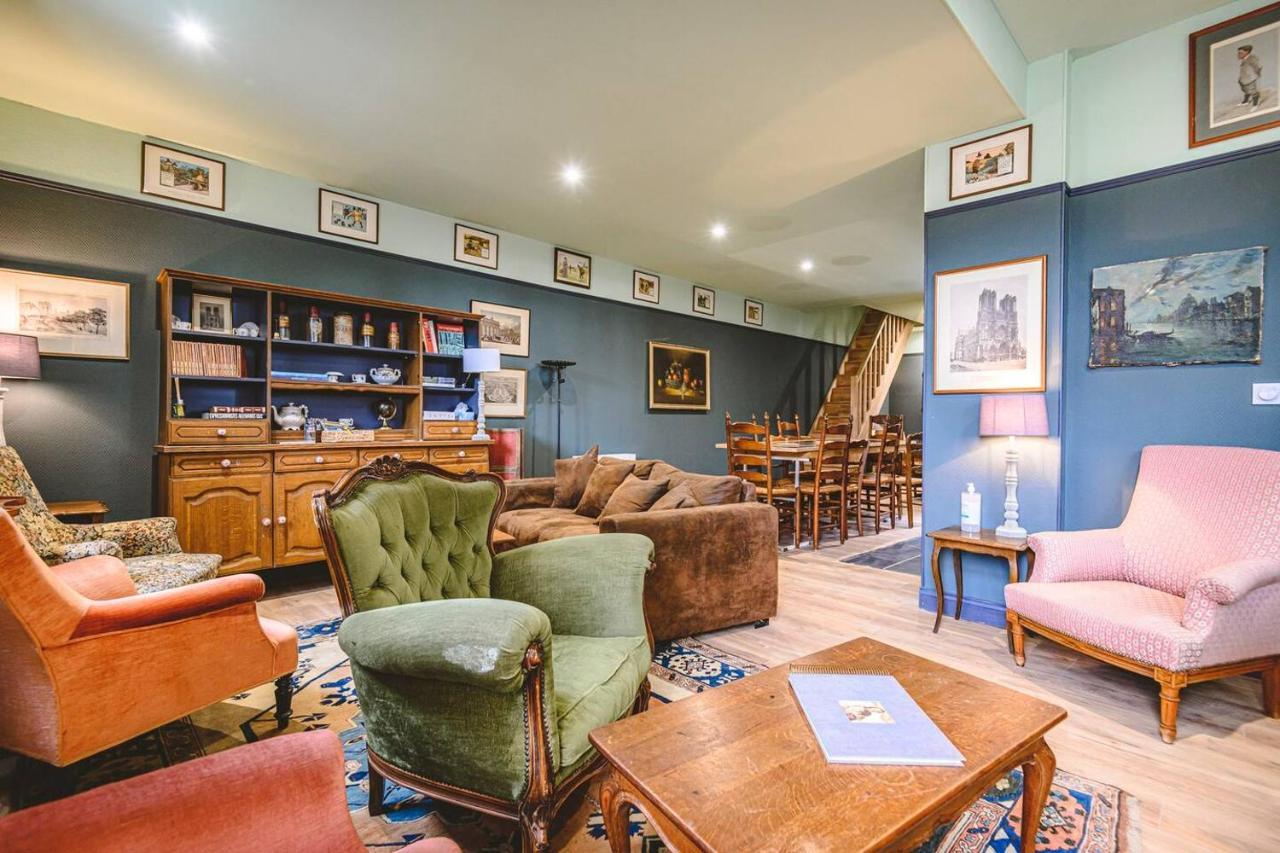 Suite Grand Siecle Ch - Reims Centre Ville Bagian luar foto