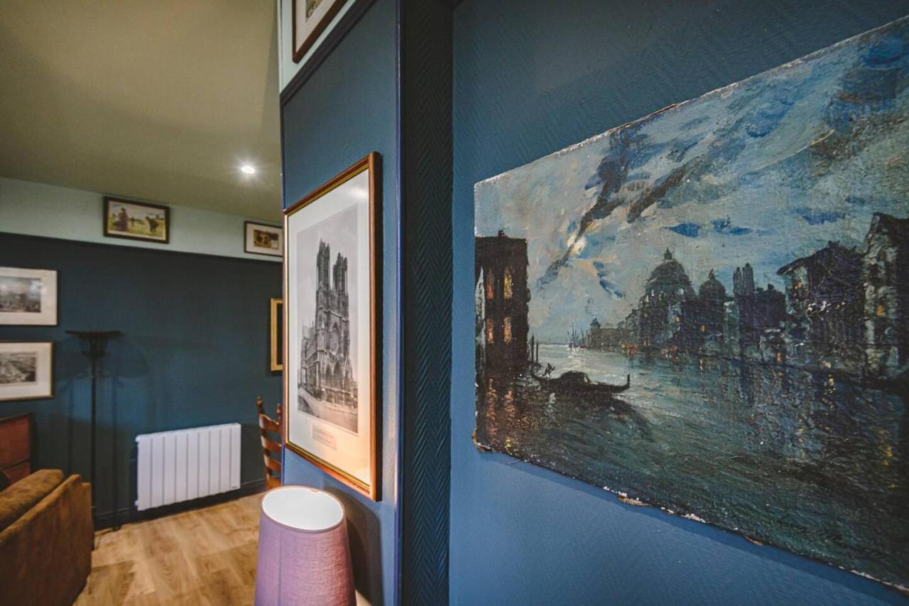 Suite Grand Siecle Ch - Reims Centre Ville Bagian luar foto